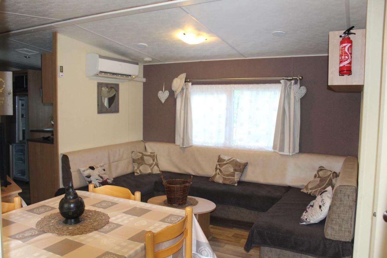 לס מתה Les Mobiles Homes De La Palmyre מראה חיצוני תמונה